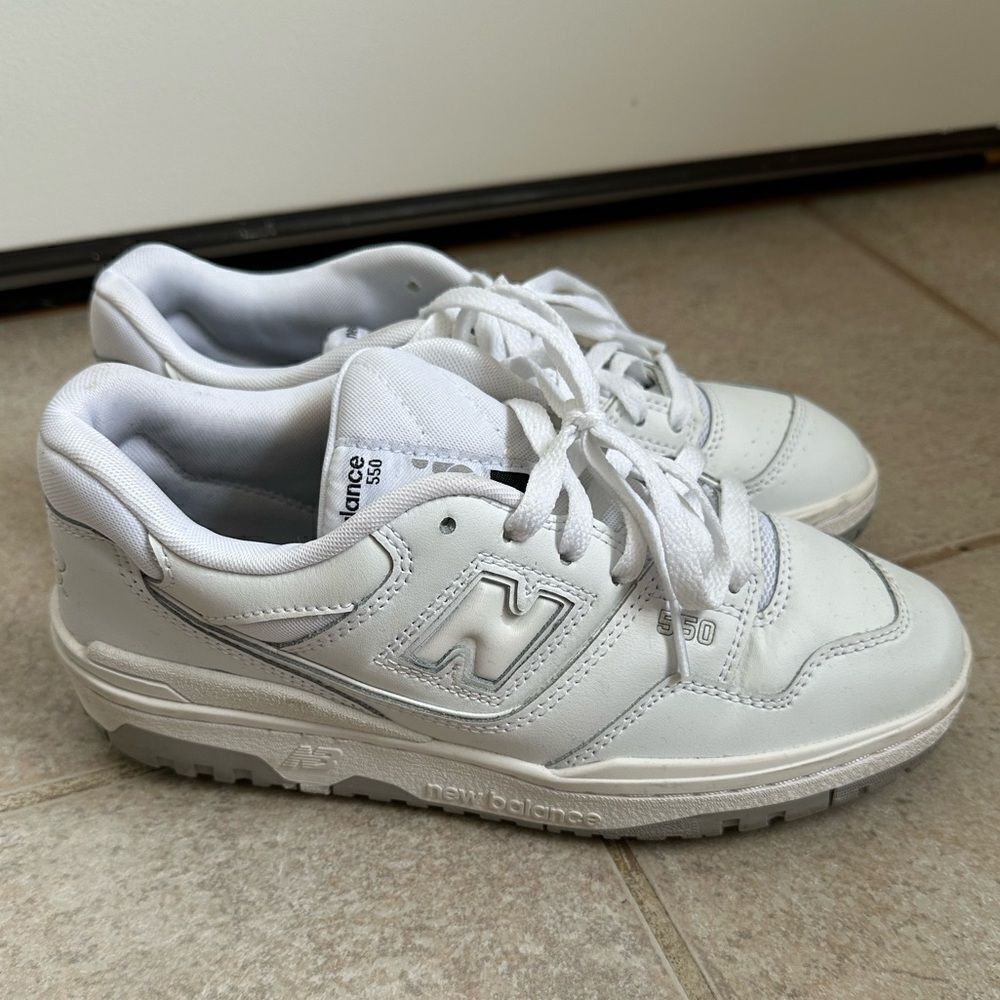 New Balance 550 White Athletic‎ BB550PB Shoes Sneakers Size 8.5 mens 6.5 39